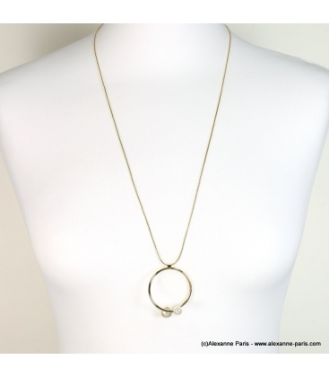 Collier minimaliste et géométrique perles